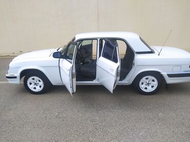 QAZ: QAZ 31105 Volga: 2.3 l | 2007 il 152000 km Sedan — 4