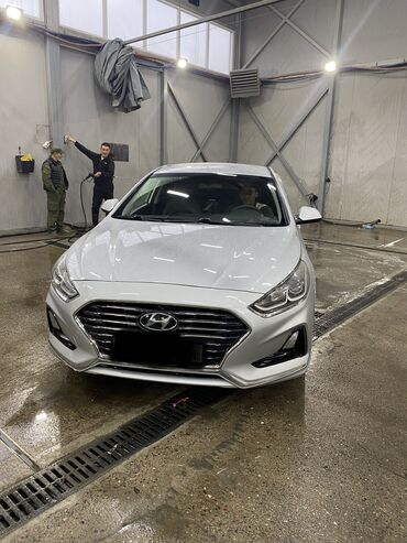 Hyundai: Hyundai Sonata: 2017 г., 2 л, Автомат, Газ, Седан