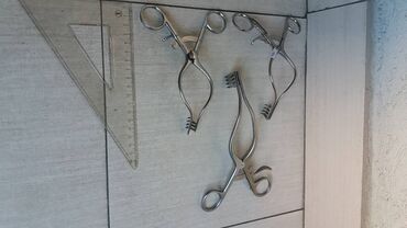 Ostali medicinski proizvodi: Automatski ekarteri, Gelpi 
Kao sa slika
Ne odgovaram na SMS — 9