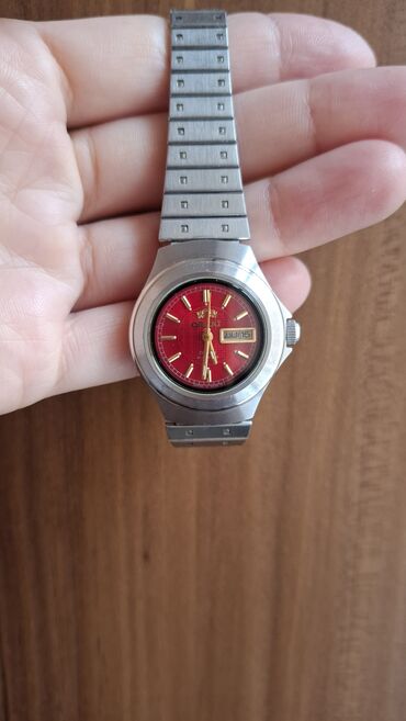 Qol saatları: İşlənmiş, Qol saatı, Orient, rəng - Qırmızı — 8