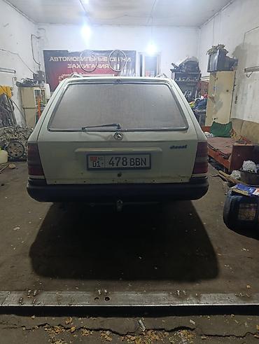 x class: Mercedes-Benz W124: 1987 г., Механика, Универсал — 6