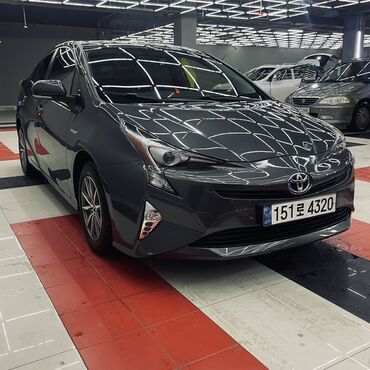 Toyota: Toyota Prius: 2018 г., 1.8 л, Вариатор, Гибрид, Хэтчбэк