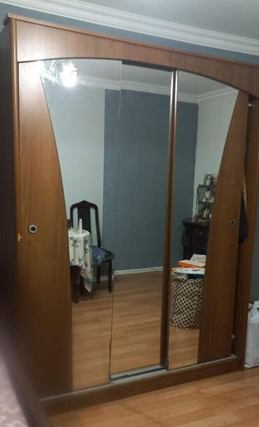 Dolablar: İşlənmiş, Kupe, 2 qapılı Düz dolab, Qarderob, paltar dolabı