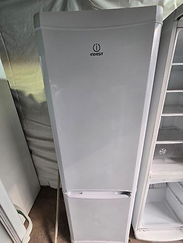 распашив: Холодильник Indesit, двухкамерный, белый. - Форм‑фактор: классический — 1