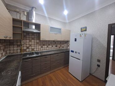 Uzunmüddətli kirayə mənzillər: Xətai Rayonu Həzi Aslanov Metrosunun Cıxışı 2 otaq. Mərtəbə - 14/8 — 13