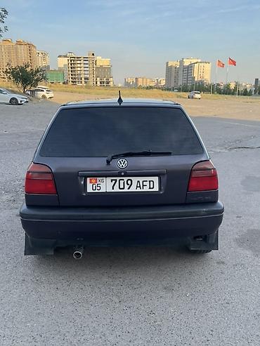 wolksvagen vento: Volkswagen Golf: 1993 г., 1.6 л, Механика, Бензин, Хэтчбэк — 2