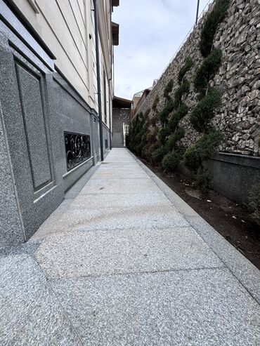 Фасадные работы: Ремонт фасада, Утепление фасада, Фасадный декор | Лепнина, Балясины, Молдинг | Жидкий травертин, Клинкерная плитка, Мрамор | Penoplex, Пенополиуретан, Базальт Больше 6 лет опыта — 4