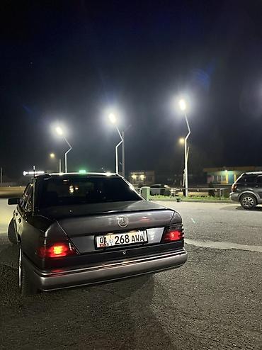 ас машина: Mercedes-Benz W124: 1990 г., 2 л, Автомат, Бензин, Седан — 1