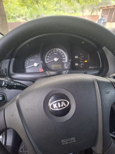 Kia: Kia Sorento – şəhər və uzun yol üçün geniş və güclü krossover — 11