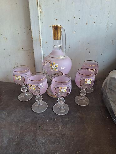 Rəng - Bənövşəyi, Şüşə, 6, 2 l, Azərbaycan