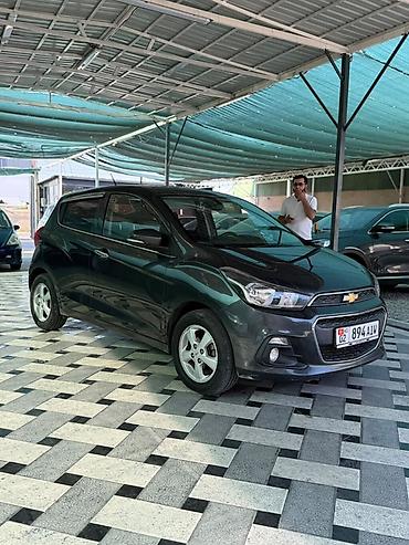 spark цена: Chevrolet Spark: 2017 г., 1 л, Автомат, Бензин, Хэтчбэк — 1