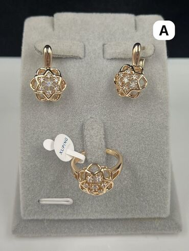 Bijuteriya dəstləri: Xuping M&L bijuteriya kolleksiyası – zərif qızılı rəngdə sırğalar — 7