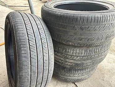 Шины: Комплект летних шин Radar RPX размером 235/50 R19. Характеристики: - — 1