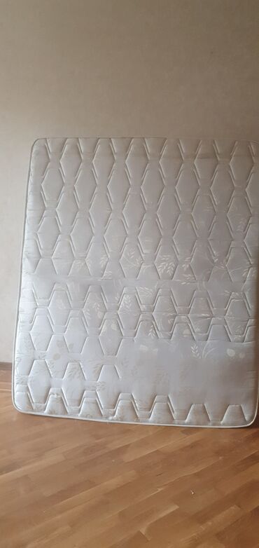 Yataq otağı dəstləri: 2 təknəfərlik çarpayı, Dolab, Komod, Termo, İtaliya — 5