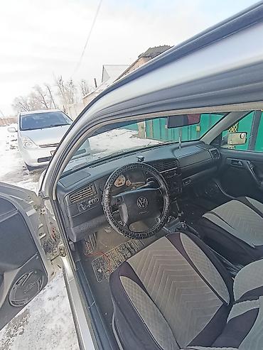 Volkswagen: Volkswagen Vento: 1999 г., 2 л, Механика, Бензин, Седан — 10