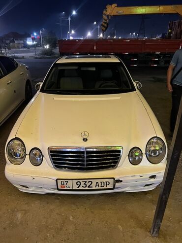 мерис 210: Mercedes-Benz B-class: 2000 г., 3.2 л, Автомат, Дизель, Седан