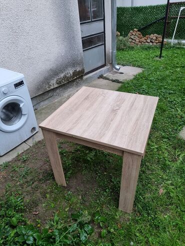 sto za sminkanje sa sijalicama: Dining tables, Mediapan, Used