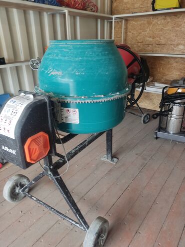 Аренда инструментов: Прокат инструментов краскопульт перфоратор углорез. жираф — 16