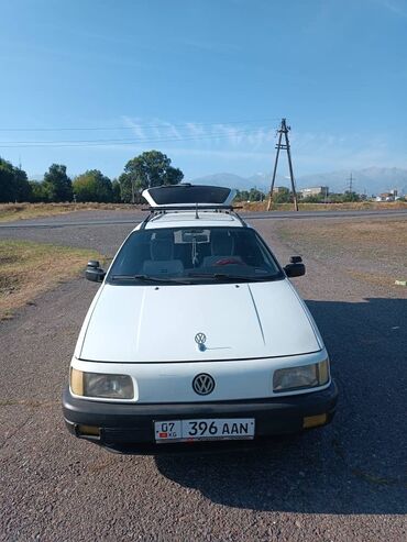 Volkswagen: Volkswagen Passat: 1991 г., 1.8 л, Механика, Бензин, Универсал