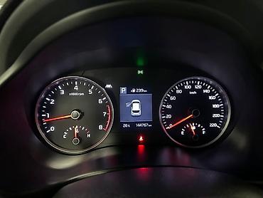 jac t8: Kia Stonic: 2019 г., 1.4 л, Автомат, Бензин — 7