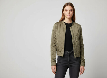 kurtki wiosenne do biegania: Drykorn, Women`s bomber jacket, size S