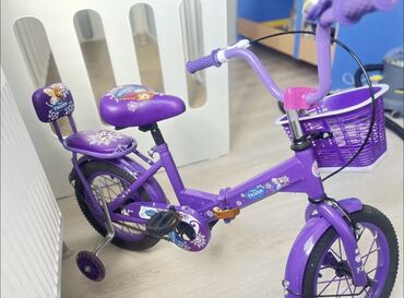 Велосипеды: Продаю велосипед для девочки до 7 лет,состояние идеал срочно