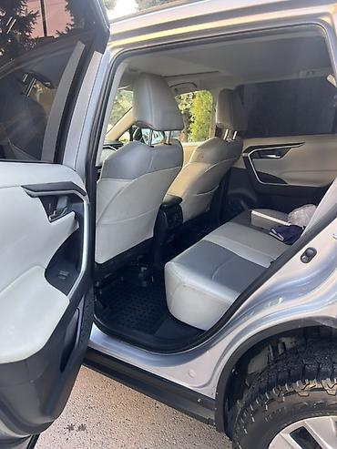 x5 2019: Toyota RAV4: 2019 г., 2.5 л, Автомат, Бензин, Кроссовер — 9
