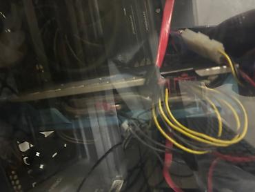 asus tuf dash: HP masaüstü kompüter sistemi Komplekt: - HP monitor (gümüş çərçivə — 4
