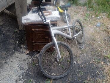 горнолыжные ботинки бишкек: BMX велосипед, Рама S (145 - 165 см), Б/у