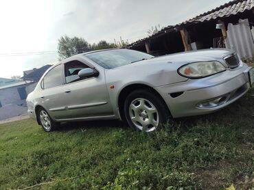 продаю или меняю с доплатой мне: Nissan Cefiro A33, серебристый седан бизнес‑класса. Основные