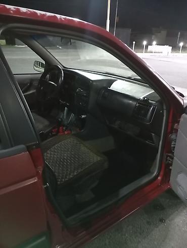 атего 2004: Volkswagen Passat: 1991 г., 1.8 л, Механика, Бензин, Седан — 10