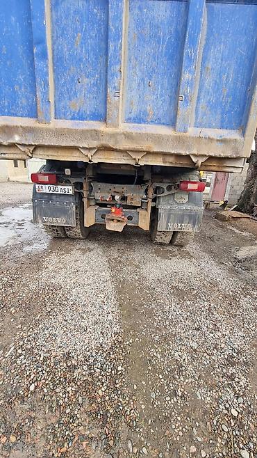 Грузовики: Грузовик, Volvo, Стандарт, 7 т — 6