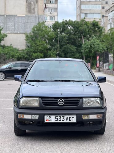 фольтсваген венто: Volkswagen Vento: 1995 г., 1.8 л, Механика, Бензин, Седан