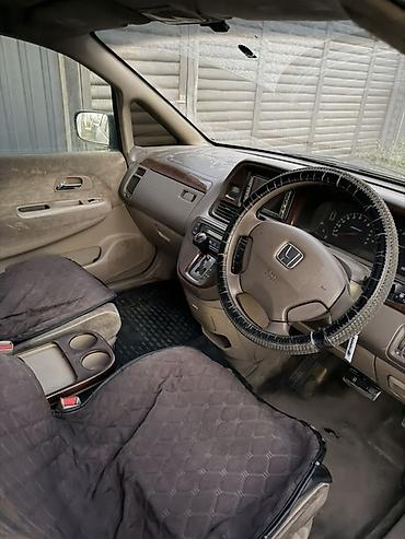 на грузовое авто: Honda Odyssey: 2000 г., Минивэн — 9