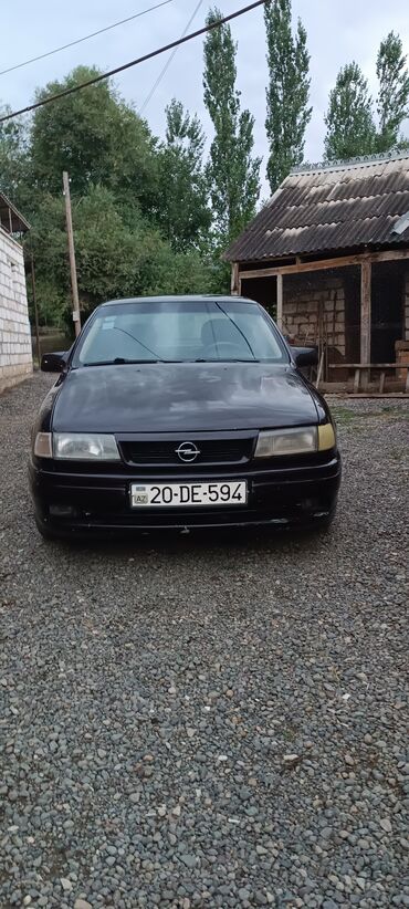 продажа бу авто в азербайджане: Opel Vectra: 2 л | 1994 г. 415000 км Седан at lalafo.az продажа бу авто в азербайджане: Opel Vectra: 2 л | 1994 г. 415000 км Седан