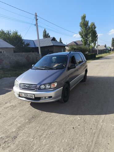 алмашам аудиге: Toyota Picnic: 1996 г., 2 л, Механика, Бензин, Минивэн