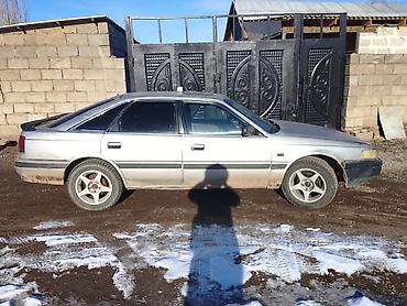 Mazda: Mazda 626: 1988 г., 2 л, Механика, Бензин, Хэтчбэк — 3