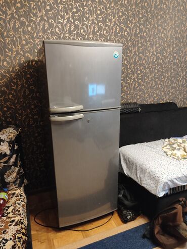 холодильник бу сокулук: Муздаткыч Venus, Колдонулган, Эки камералуу, 158 *