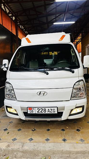 Hyundai Porter: 2021 г., 2.5 л, Автомат, Дизель, Пикап