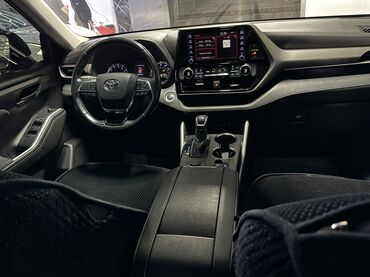 Toyota: Toyota Highlander: 2021 г., 3.5 л, Автомат, Бензин, Кроссовер — 8