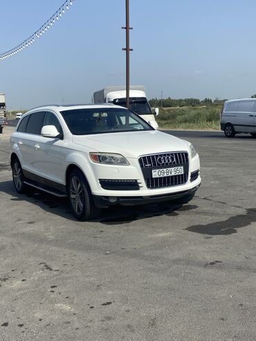 двигатель 1 8 фольксваген: Audi Q7, ağ rəngli, tam ölçülü premium SUV. Xüsusiyyətlər: - Güclü