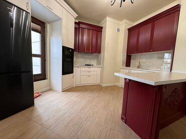 срочна продаю дом дордой: 5 жана андан көп, 165 кв. м, Элитка, 16 кабат, Дизайнердик ремонт