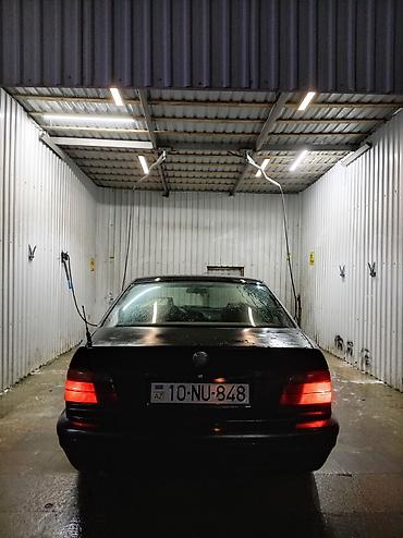 BMW: BMW 3 series: 1.6 l | 1992 il Sedan — 5