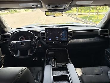 forester 2003: Toyota Sequoia: 2024 г., 3.4 л, Бензин, Пикап — 8