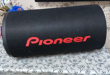 усилители б у: İşlənmiş Pioneer Kolonka, Növ - Sabvufer, rəng - Qara