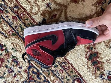jordan 39: Детские кроссовки Jordan (модель на шнуровке), классическая расцветка — 1