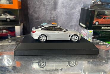 Avtomobil modelləri: Коллекционная модель BMW 4 series F36 Gran Coupe silver 2014 Dealer — 16