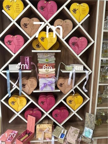 Stend vitrinləri: Stend vitrinləri — 10