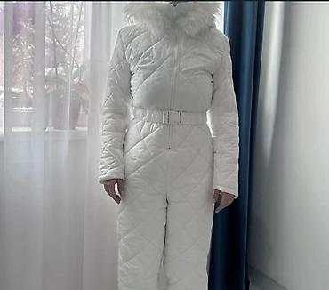 Ski jakne: Ženski zimski skijaški kombinezon(skafander) – beli, prošiven — 10