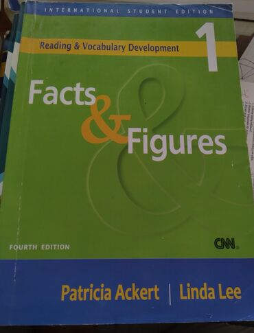Qaşıqlar: Facts&Figures (ingilis dili listening və reading kitabı) içində